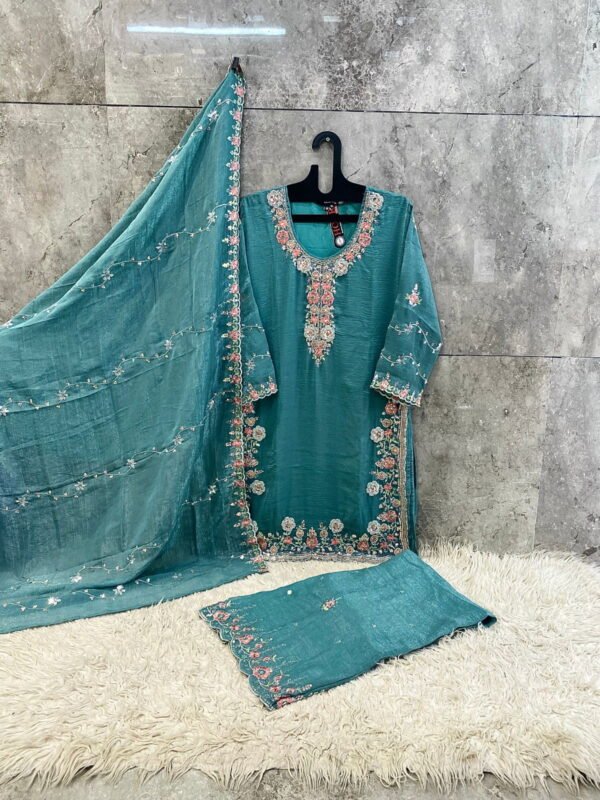 Buy Hoor Tex HF 456 A to D Chinon Pakistani Suit Collection Wholesale 2026