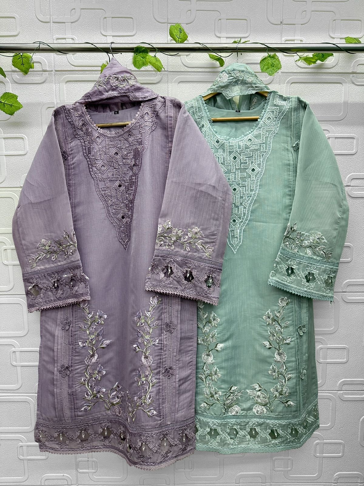 Luxury pret 21 Cotton Lining Organza Tunic & Cigarette Pants With Duptta pakistani Collection Wholesale 6 Stylish Luxury pret 21 Cotton Lining Organza Tunic & Cigarette Pants With Duptta pakistani Collection Wholesale 2026