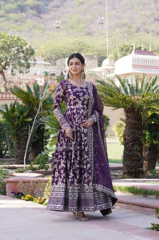 Launching SF LW 9172 Jacquard Gown With Dupatta Wholesale 2026 2 Launching SF LW 9172 Jacquard Gown With Dupatta Wholesale 2026