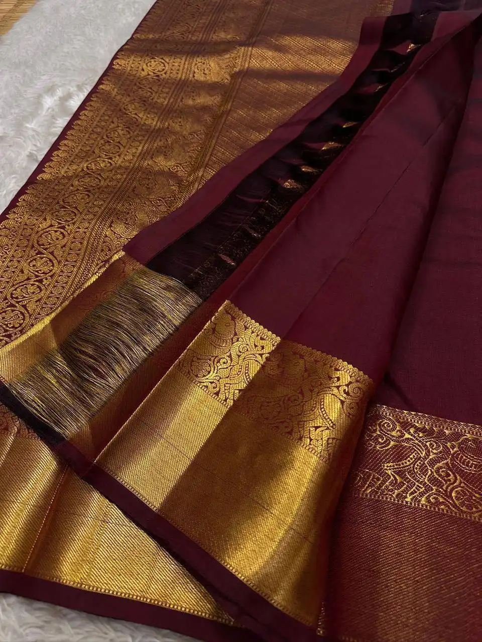 Laxmi 991 Best Banarasi Saree Manufacturers in Surat Wholesale 6 Latest Laxmi 991 Best Banarasi Saree Manufacturers in Surat Wholesale 2026