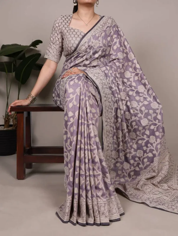 Latest WMN 8004 Cotton Silk Flower Print Saree with Unstitched Blouse Manufacturers in Surat Wholesale 2026 3 Latest WMN 8004 Cotton Silk Flower Print Saree with Unstitched Blouse Manufacturers in Surat Wholesale 2026