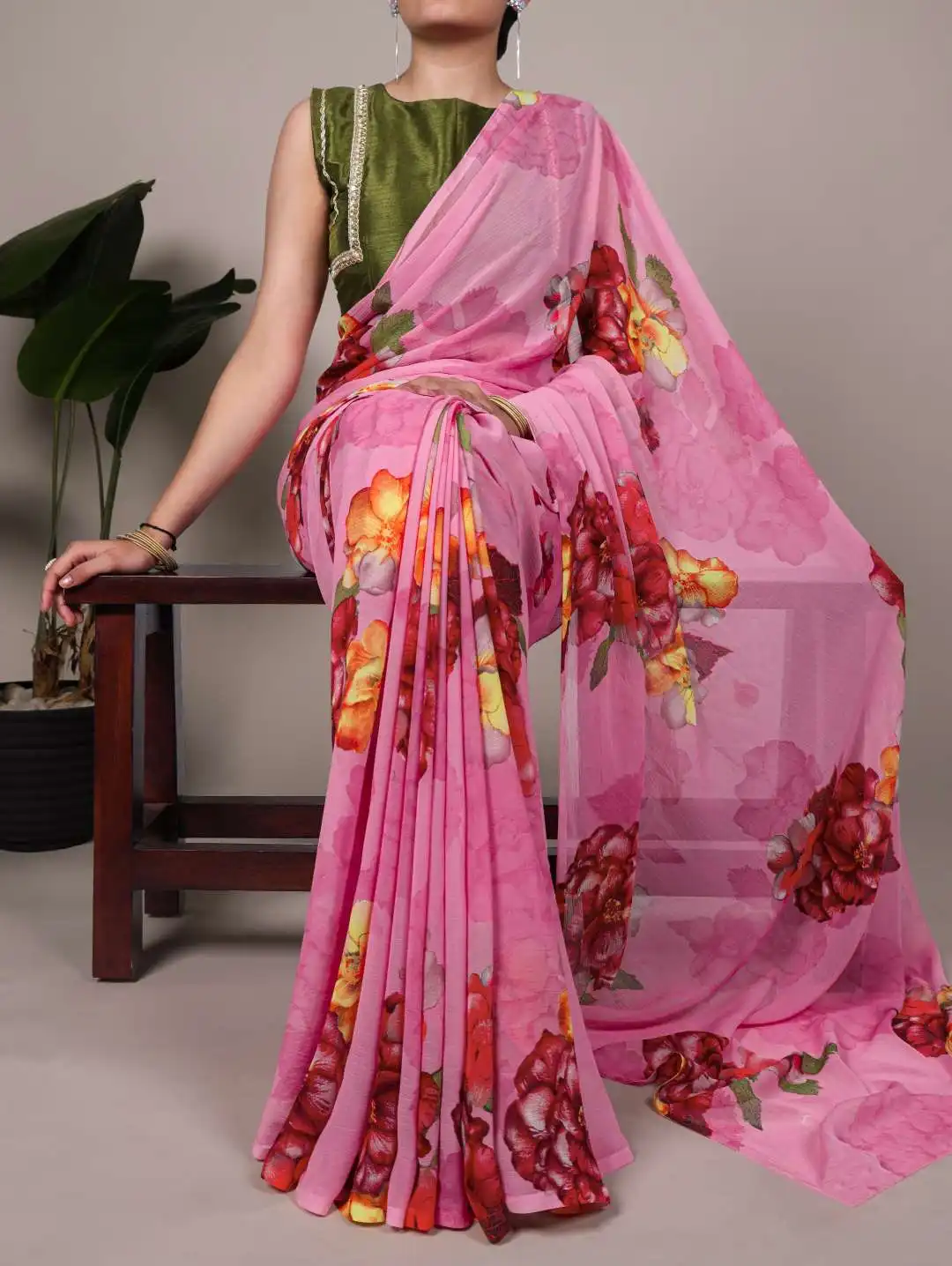 WMN 7009 Chiffon Floral Printed Saree 04 Pcs Set