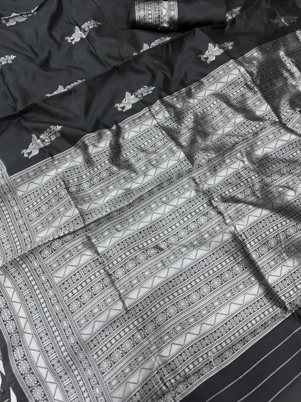 Laxmi 998 Bollywood Designer Saree Online Wholesale 5 Latest Laxmi 998 Bollywood Designer Saree Online Wholesale 2026