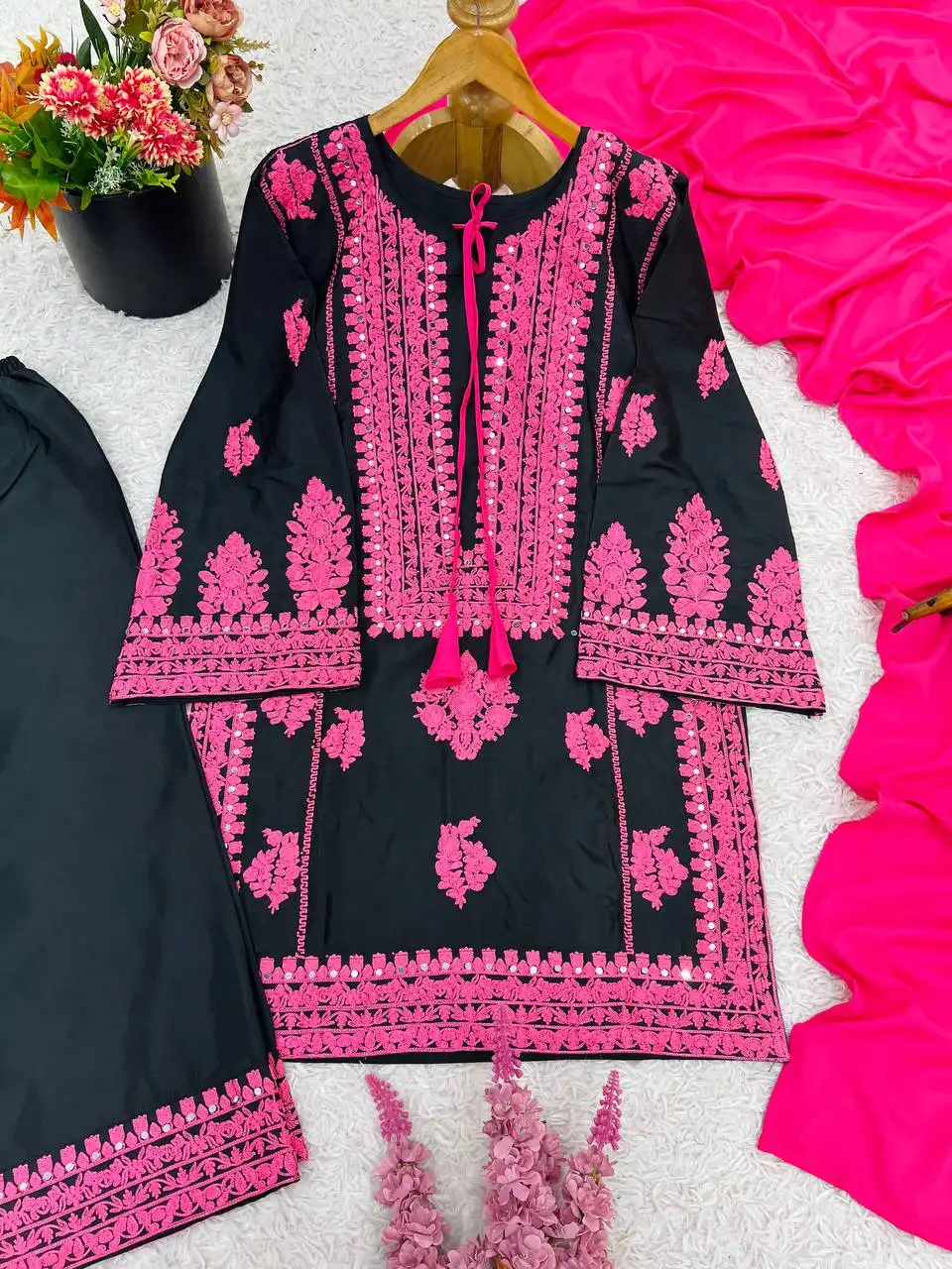 Sabina 5308 Natural Crep Silk Readymade Dress 04 Pcs Set Wholesale 5 Launching Sabina 5308 Natural Crep Silk Readymade Dress 04 Pcs Set Wholesale 2026