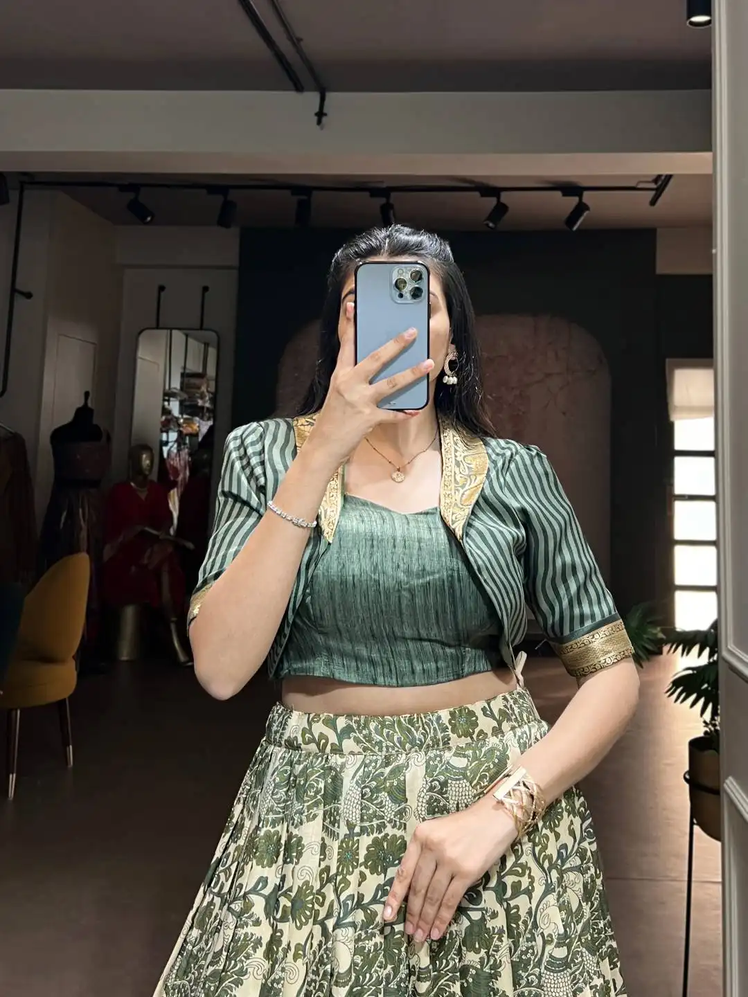 WMN 1109 Lehenga Choli Manufacturers In Surat Wholesale 6 Latest WMN 1109 Lehenga Choli Manufacturers In Surat Wholesale 2026