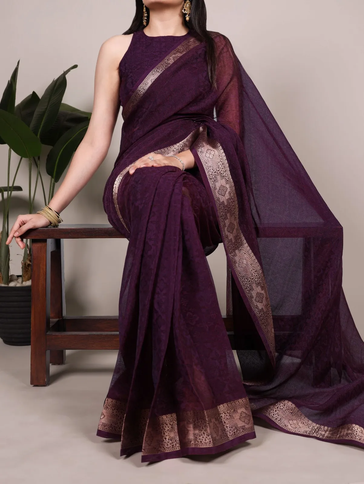 WMN 7911 Poly Shimmer Zari Weaving Work Saree