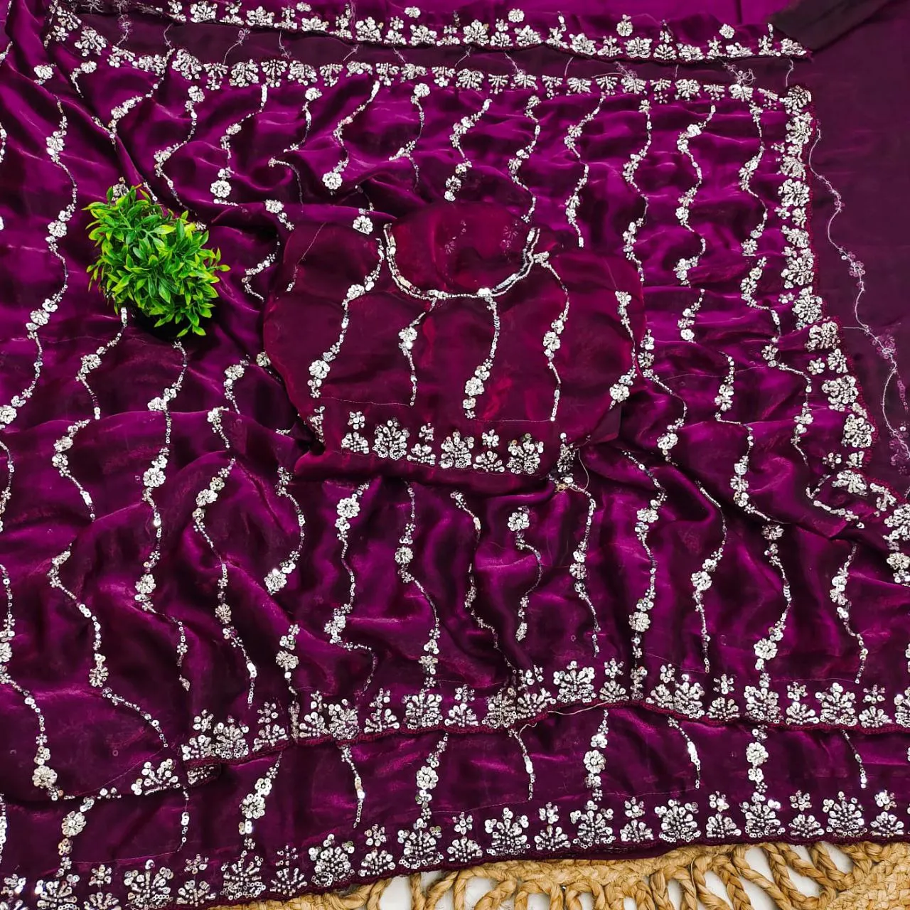 RC1 Avni Space Silk Trending Hand Work Saree Wholesale 14 RC1 Avni Space Silk Trending Hand Work Saree Wholesale