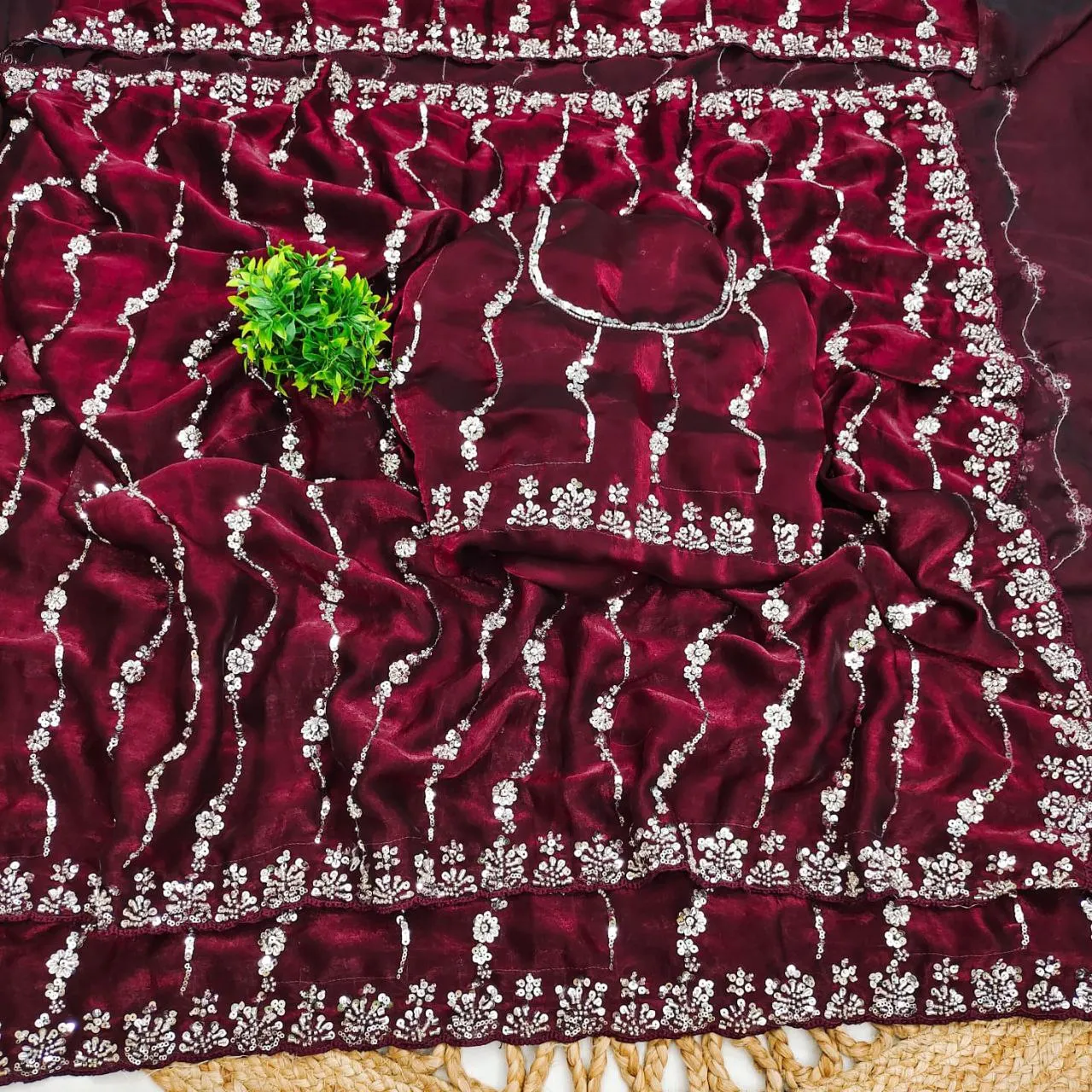 RC1 Avni Space Silk Trending Hand Work Saree Wholesale 9 RC1 Avni Space Silk Trending Hand Work Saree Wholesale